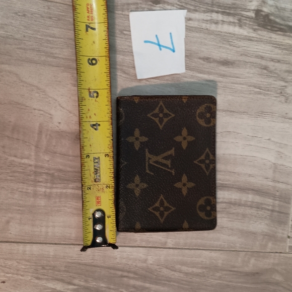 LOUIS VUITTON Porto 2 Carte Vertical Monogrammed Canvas BRW BRW Men - Picture 9 of 10